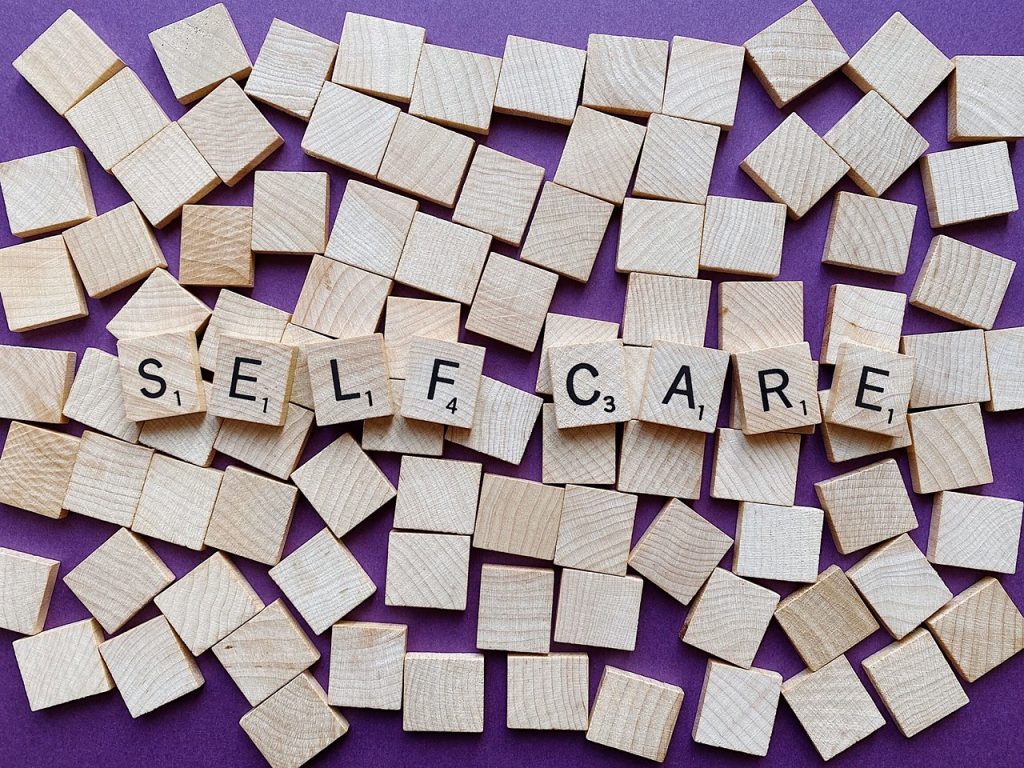 Self-care dan musik relaksasi